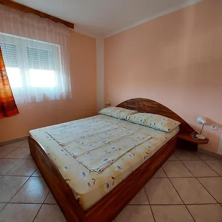 House Slavka Vodice