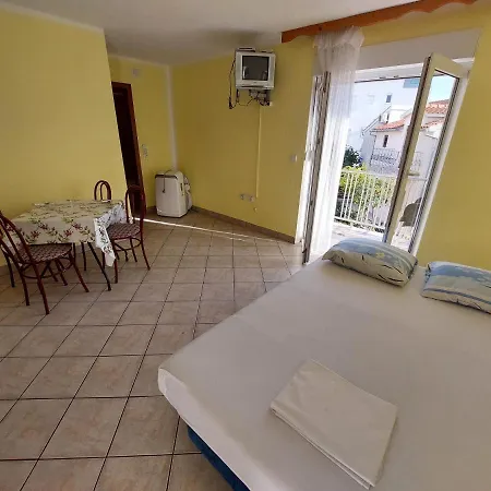 House Slavka Appartement Vodice