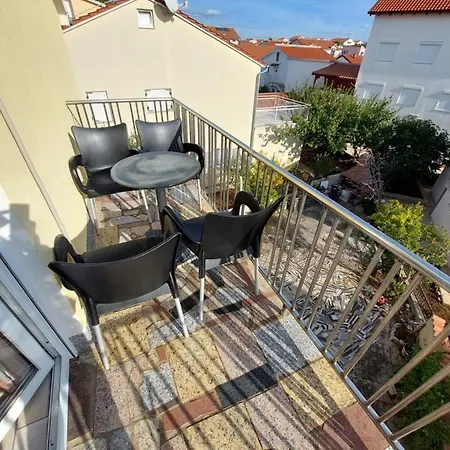 House Slavka Apartment Vodice